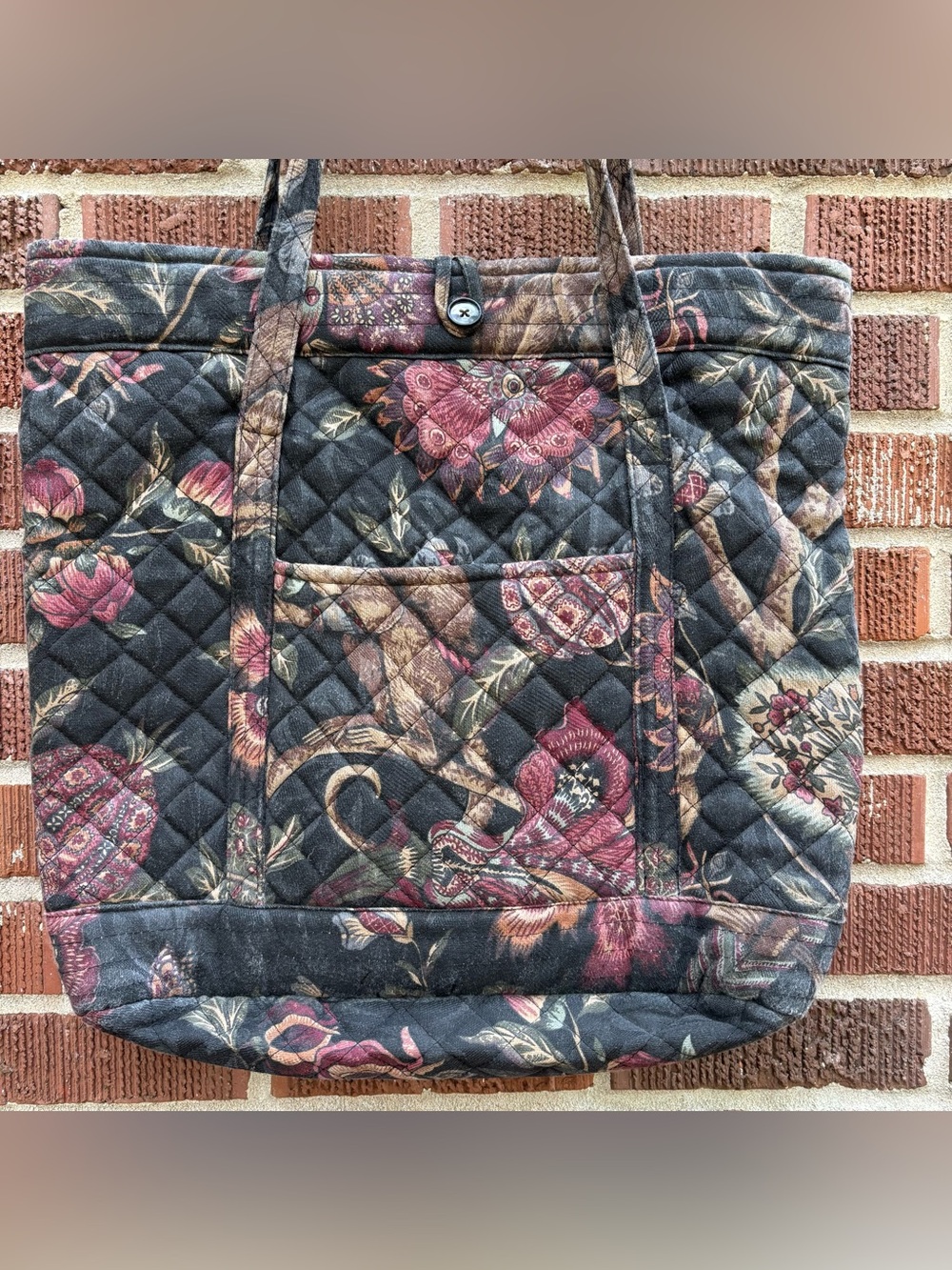 Quilted floral vintage style fabric bohemian shabby chic Black shoulder tote bag - Picture 3 of 7